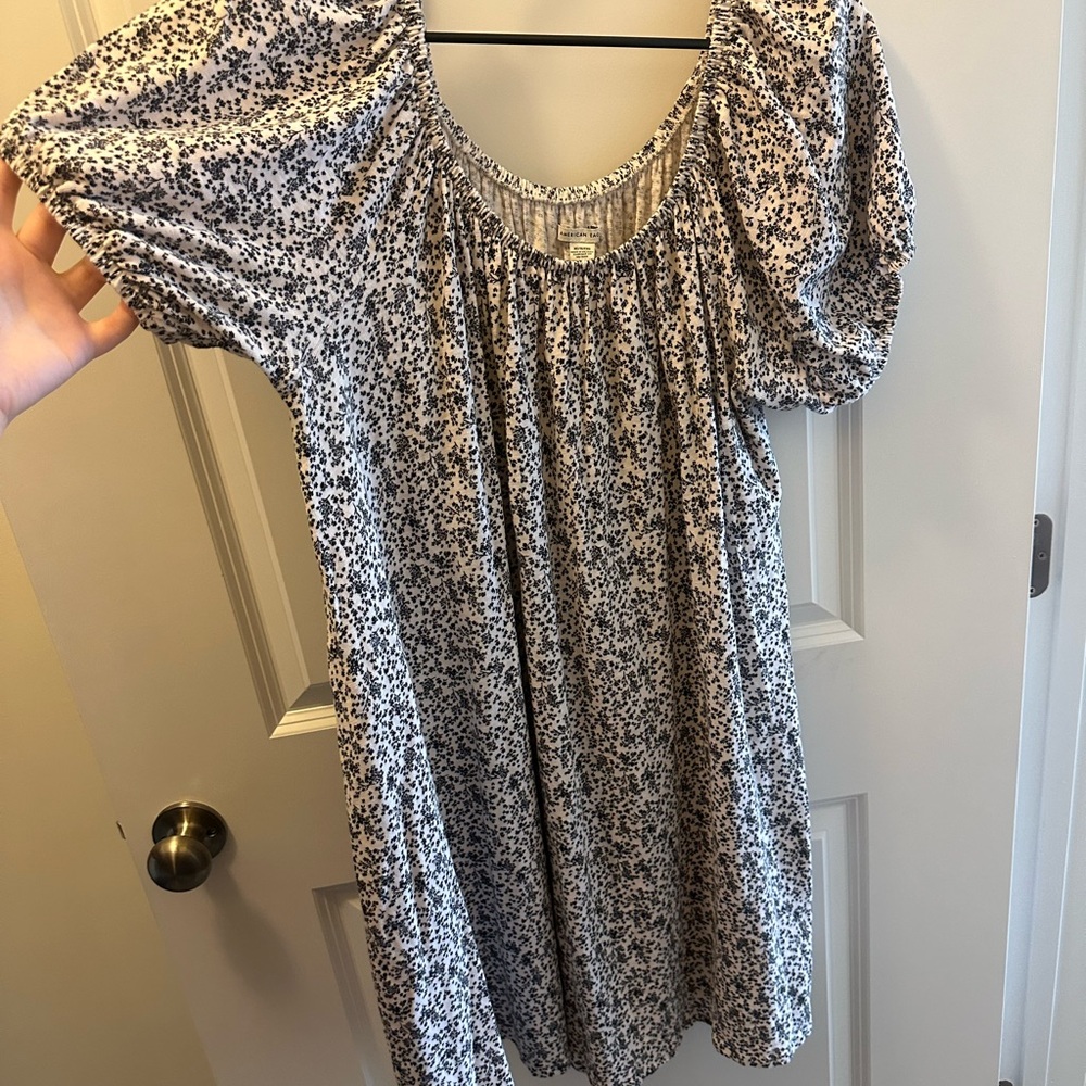 American eagle black and white dress